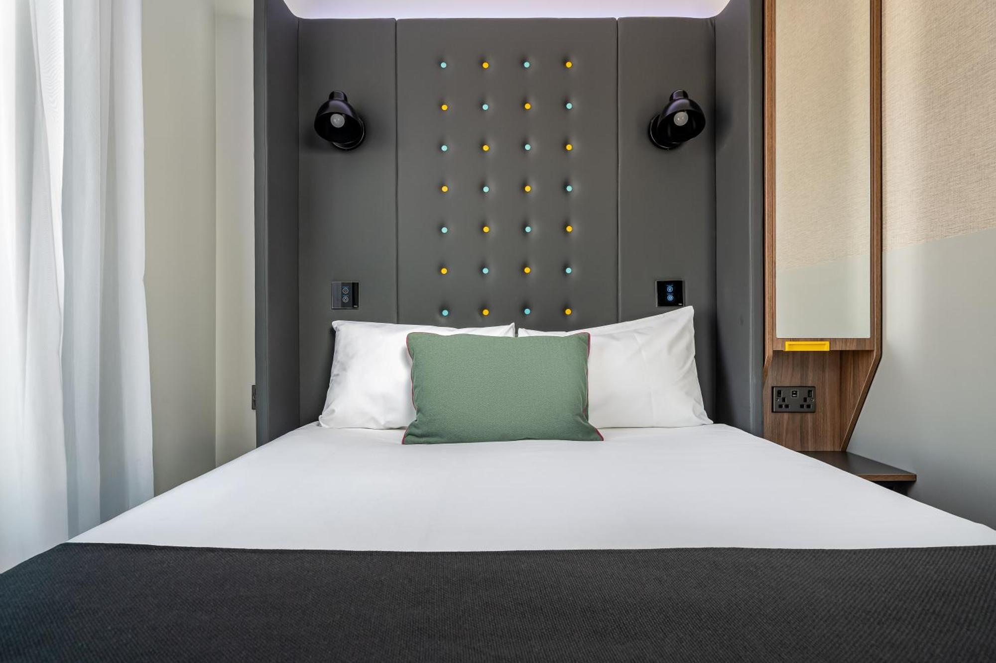 Point A Canary Wharf Hotel Londen